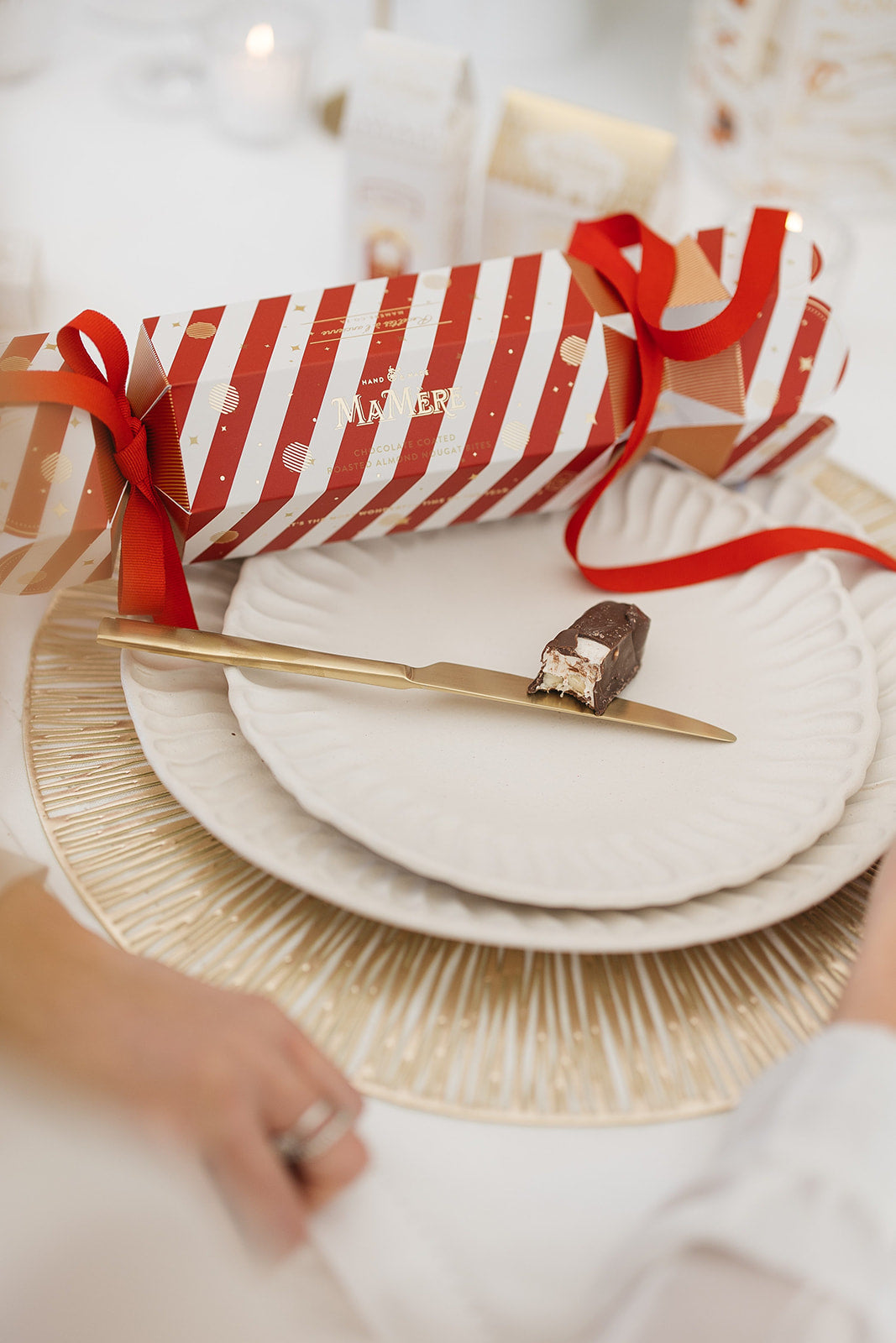 Red & Cream Festive Cracker - Chocolate Coated Almond Nougat